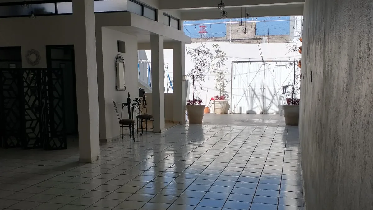 Salón techado